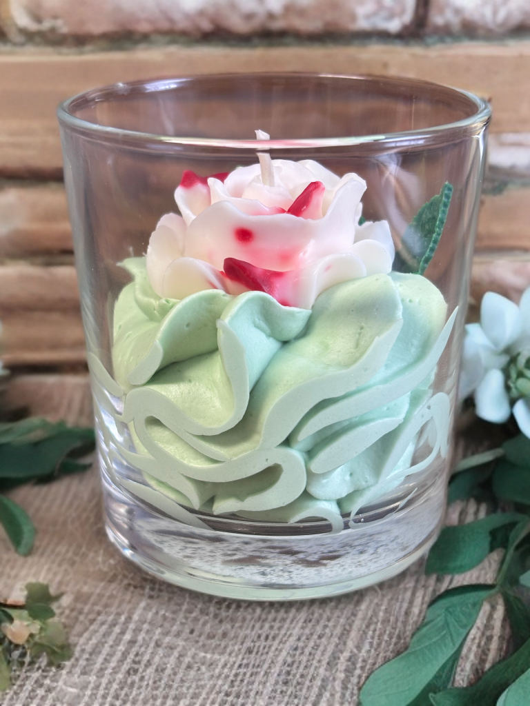 Suttogó Tavasz Rózsa